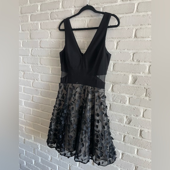 XSCAPE A-Line Black Dress with Floral Detailing, Size 8. - Picture 5 of 9